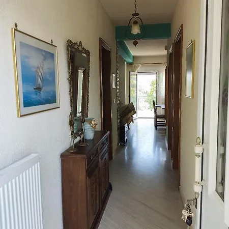 Ariadne Beach House *
